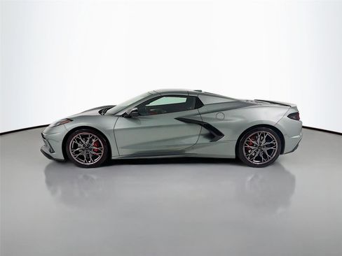 Used 2024 Chevrolet Corvette Stingray Preferred Conv w/ Battery Protection Package RWD image 2