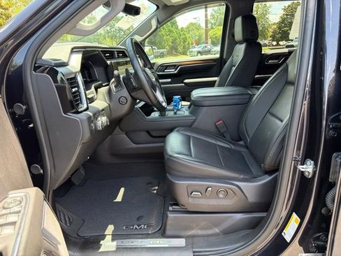 Used 2024 GMC Sierra 1500 Denali w/ Denali Reserve Package AWD/4WD image 18