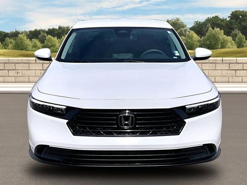 Used 2023 Honda Accord LX image 3