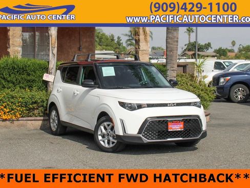Used 2023 Kia Soul S image 1