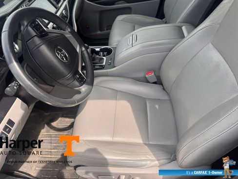 Used 2015 Toyota Highlander Limited Platinum image 13