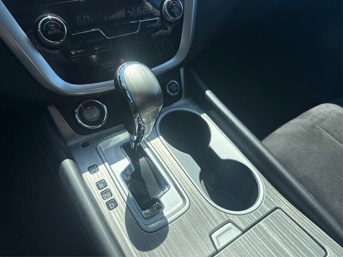 Used 2015 Nissan Murano SV image 87