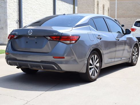 Used 2020 Nissan Sentra SV w/ SV Premium Package FWD image 3