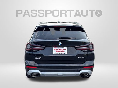Used 2024 BMW X3 xDrive30i w/ Premium Package w/ZPA AWD/4WD image 7