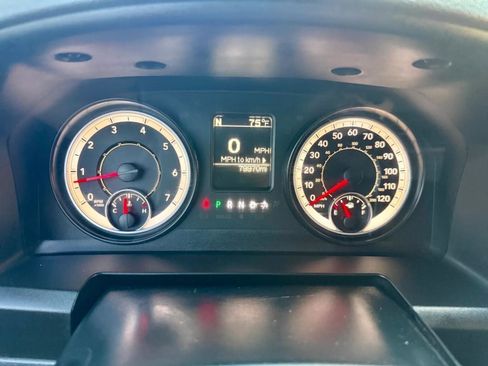 Used 2016 RAM 3500 Tradesman w/ Popular Equipment Group image 14