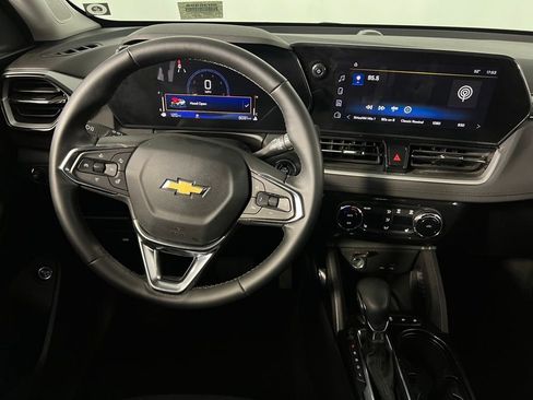 Used 2024 Chevrolet TrailBlazer LT w/ Convenience Package image 14