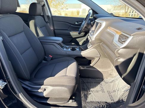 Used 2022 GMC Acadia SLE w/ Driver Convenience Package image 19