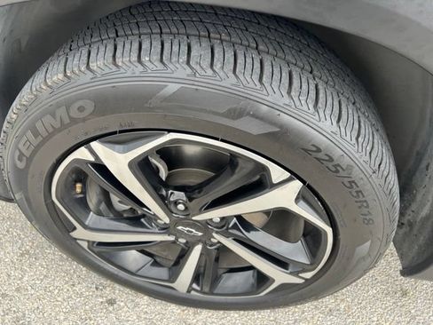 Used 2022 Chevrolet TrailBlazer RS FWD image 13