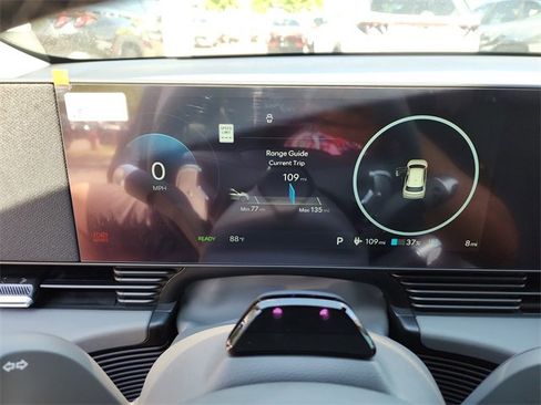 New 2025 Hyundai Ioniq 5 SEL image 30