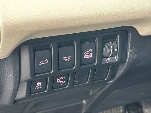 Used 2020 Subaru Ascent Limited w/ Popular Package #2A image 38