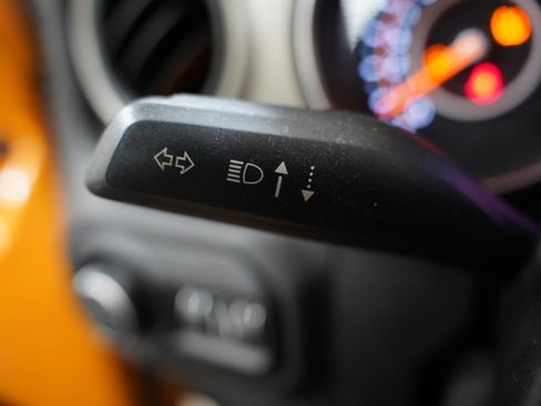 Used 2021 Jeep Gladiator Sport image 14