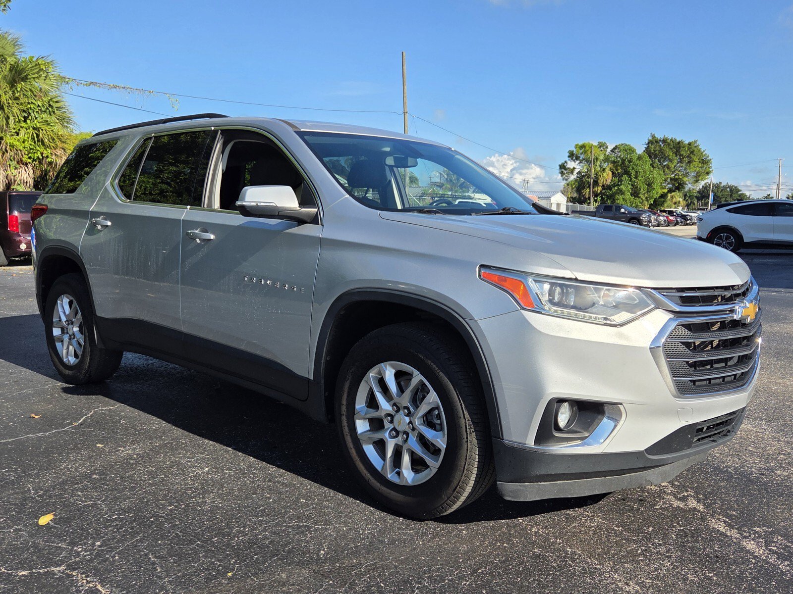 Certified 2021 Chevrolet Traverse LT FWD image 7