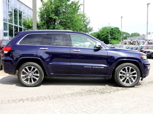 Used 2018 Jeep Grand Cherokee Overland RWD image 4