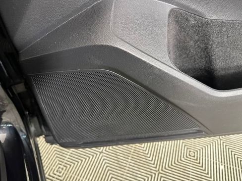 Used 2021 Volkswagen Tiguan S image 27