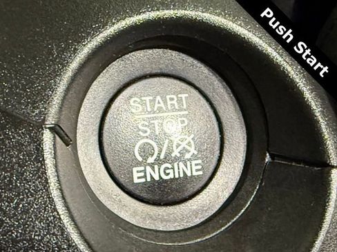 Used 2020 Jeep Compass Latitude image 18