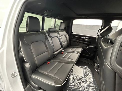 New 2026 RAM 1500 Laramie AWD/4WD image 36