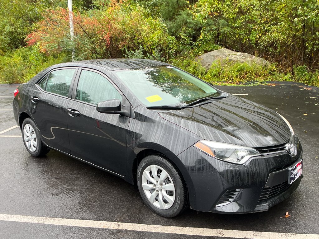 Used 2016 Toyota Corolla LE FWD image 7