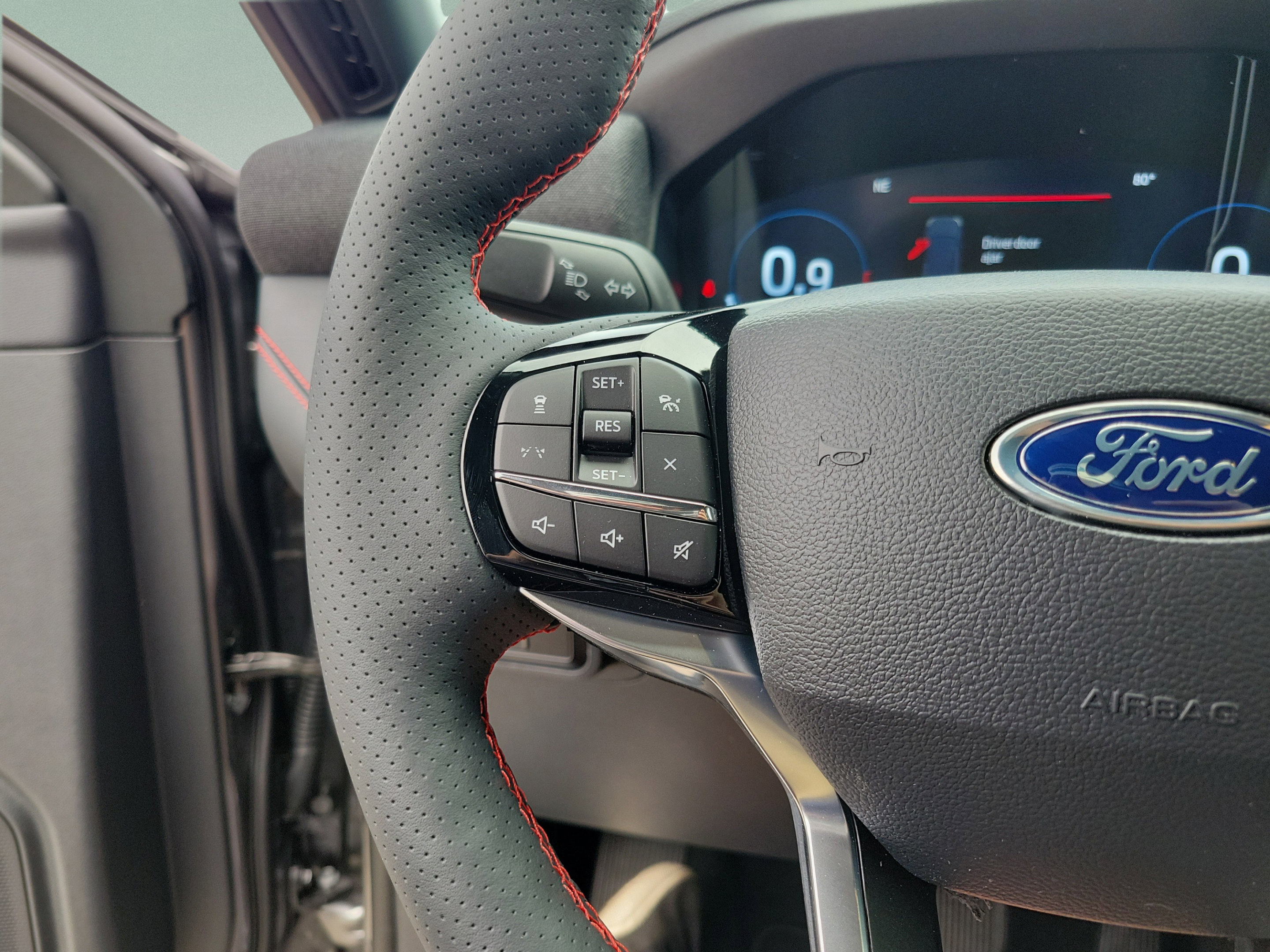 New 2026 Ford Explorer ST-Line w/ ST-Line Street Pack RWD image 12