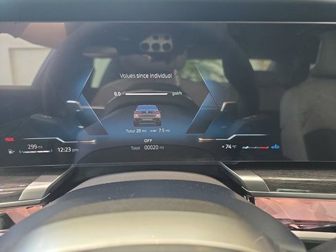 New 2026 BMW 760i xDrive image 14