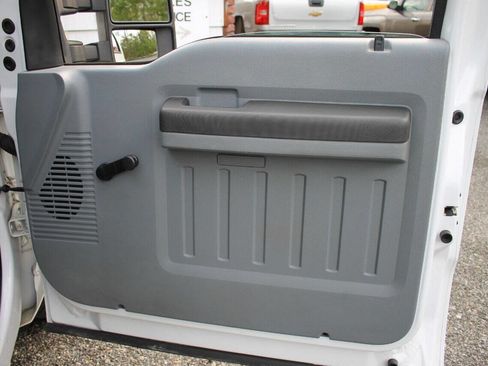 Used 2012 Ford F250 XL image 37