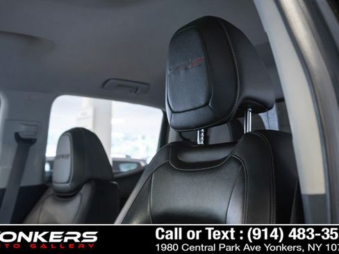 Used 2019 Chevrolet Colorado ZR2 w/ ZR2 Midnight Special Edition AWD/4WD image 25