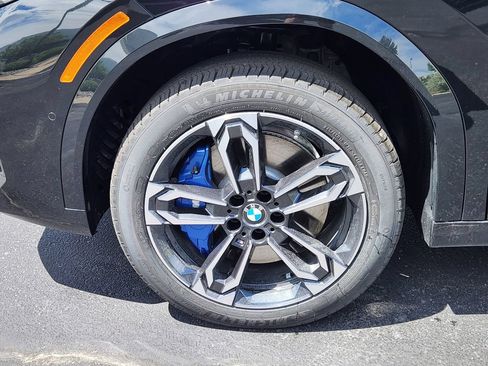 New 2026 BMW X2 xDrive28i w/ Technology Package AWD/4WD image 7