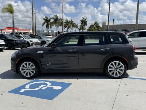 Used 2017 MINI Cooper Clubman S image 6