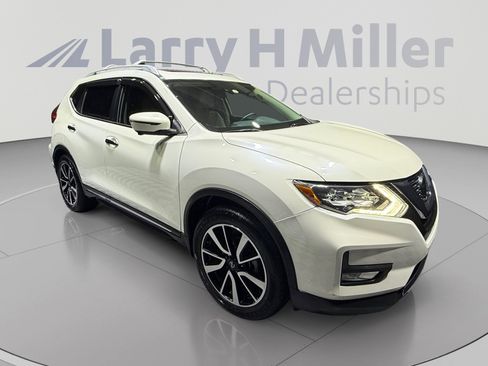 Used 2018 Nissan Rogue SL w/ Premium Package FWD image 7