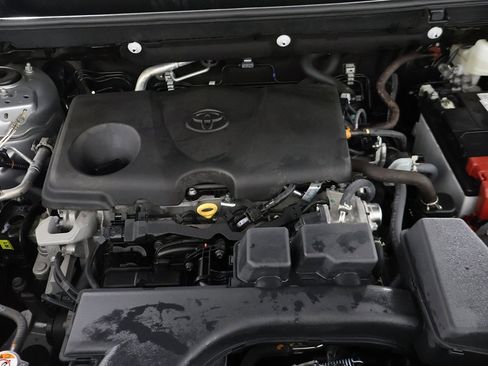 Used 2024 Toyota RAV4 LE image 15