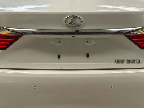 Used 2013 Lexus ES 350 w/ Luxury Pkg image 11