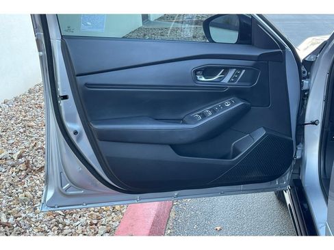 Used 2023 Honda Accord Sport image 11
