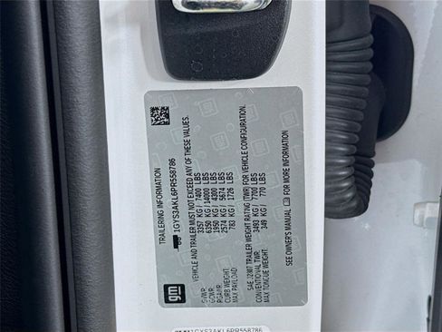 Used 2023 Cadillac Escalade Luxury image 14