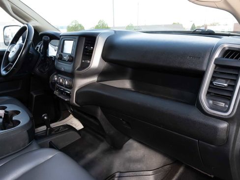 Used 2020 RAM 2500 Tradesman w/ Chrome Appearance Group AWD/4WD image 18
