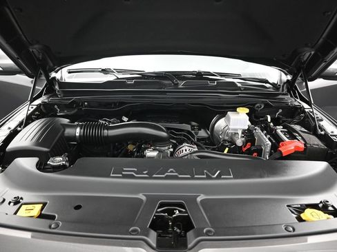Used 2021 RAM 1500 Big Horn AWD/4WD image 32