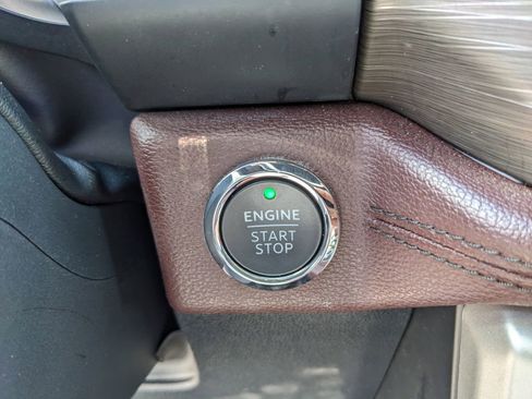 Certified 2024 Ford Expedition Limited image 22