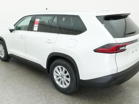 New 2026 Toyota Grand Highlander FWD image 5