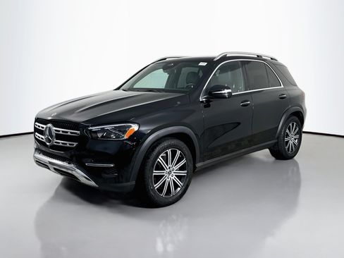 Used 2025 Mercedes-Benz GLE 350 4MATIC image 4