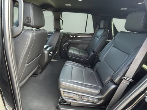 Used 2024 GMC Yukon Denali AWD/4WD image 19