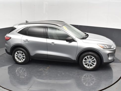 Used 2022 Ford Escape SE w/ Convenience Package AWD/4WD image 30