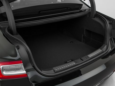 Used 2017 Lincoln Continental Reserve w/ Luxury Package image 14