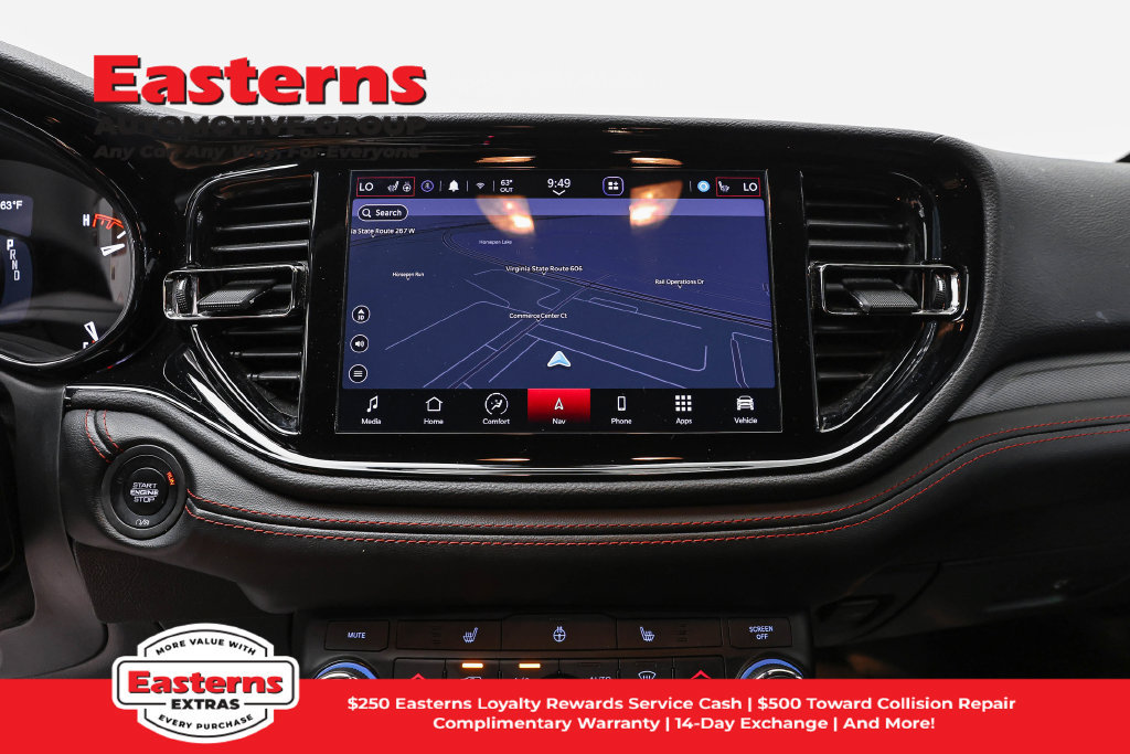 Used 2025 Dodge Durango GT RWD image 13