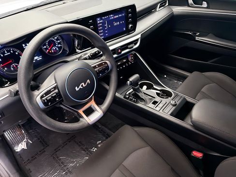 Used 2022 Kia K5 LXS FWD image 7