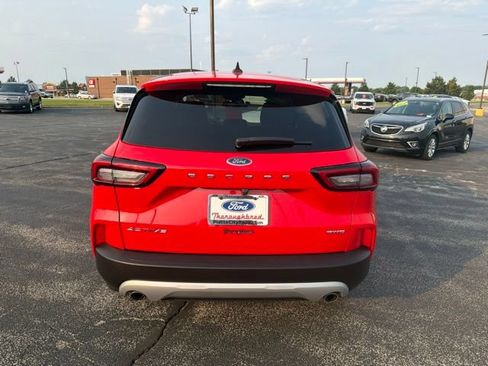 Used 2024 Ford Escape Active AWD/4WD image 4