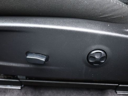 Used 2018 Dodge Challenger SXT w/ Super Sport Group (SS/T) image 12