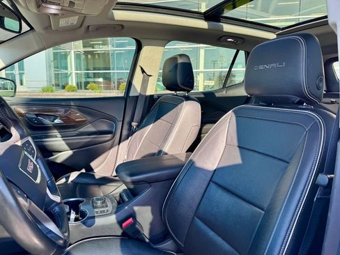 Used 2019 GMC Terrain Denali AWD/4WD image 10