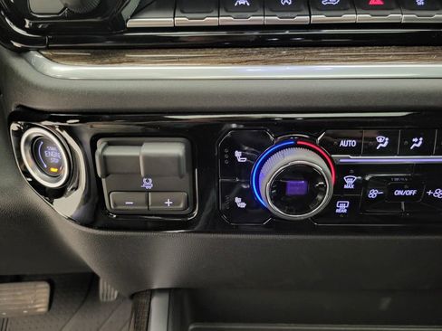 New 2025 Chevrolet Silverado 1500 RST w/ Convenience Package II image 9