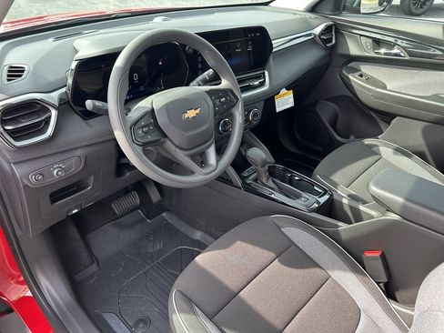 New 2026 Chevrolet TrailBlazer LS w/ LS Convenience Package AWD/4WD image 18