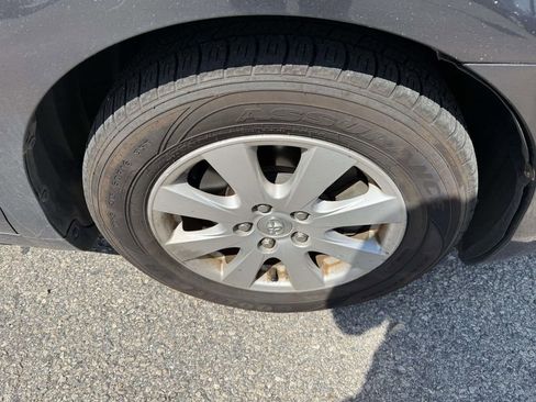 Used 2007 Toyota Camry XLE image 10