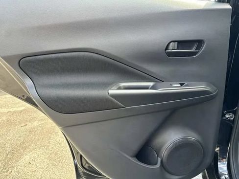 Used 2025 Nissan Kicks Play S FWD image 21