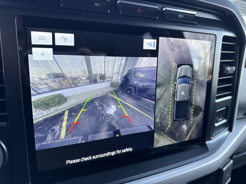 Certified 2022 Ford F150 XLT w/ Equipment Group 302A High image 16